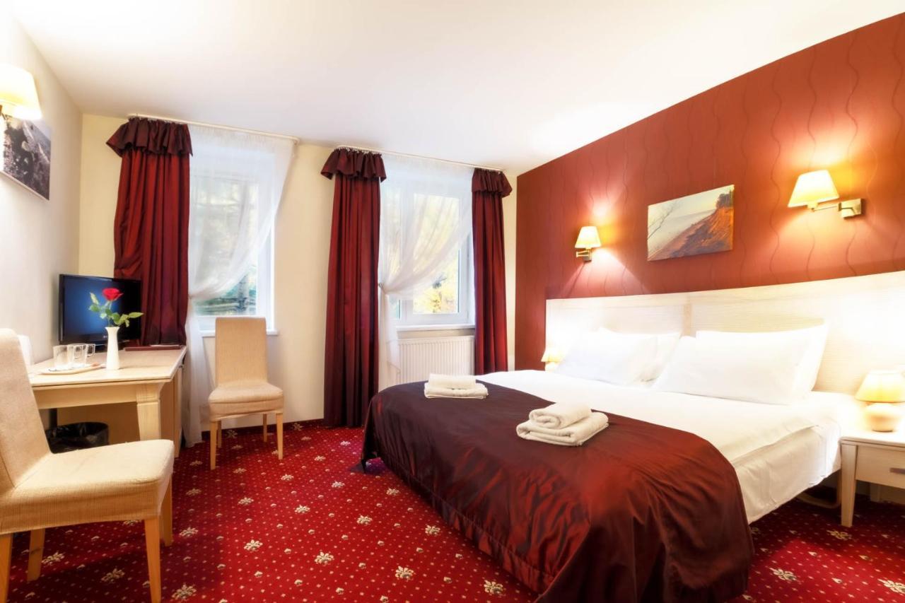 קלייפדה Hotel Pajurio Vieskelis מראה חיצוני תמונה