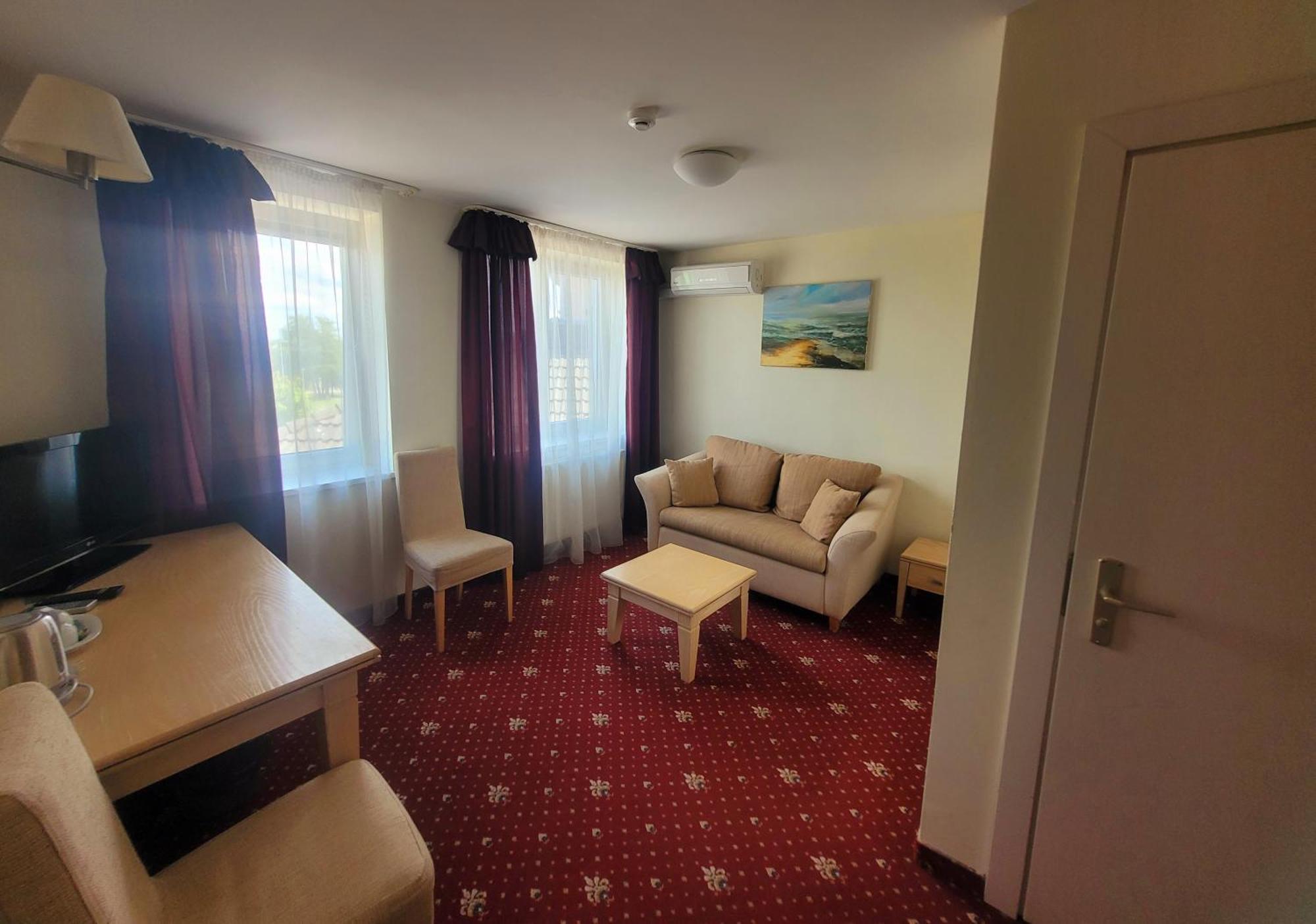 קלייפדה Hotel Pajurio Vieskelis מראה חיצוני תמונה